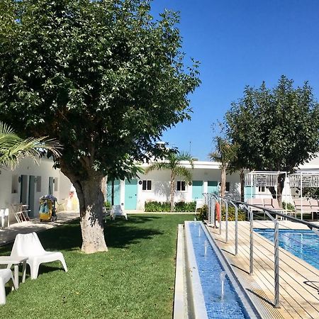 קוניל דה לה פרונטרה Hostal Las Cumbres מראה חיצוני תמונה