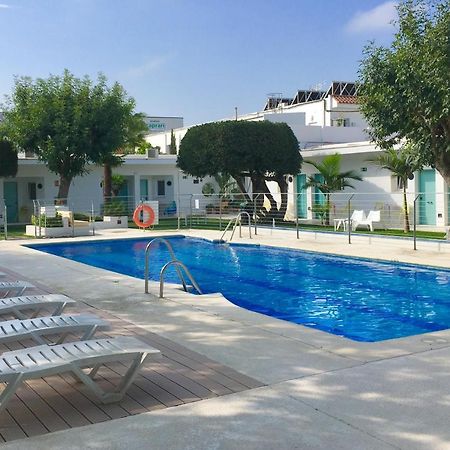 קוניל דה לה פרונטרה Hostal Las Cumbres מראה חיצוני תמונה