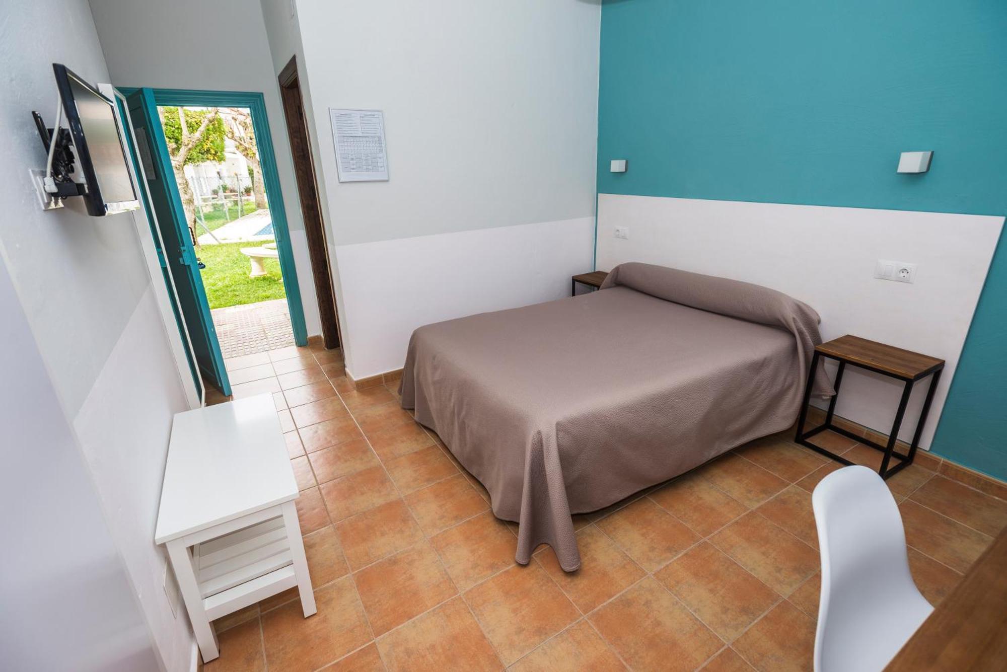 קוניל דה לה פרונטרה Hostal Las Cumbres מראה חיצוני תמונה