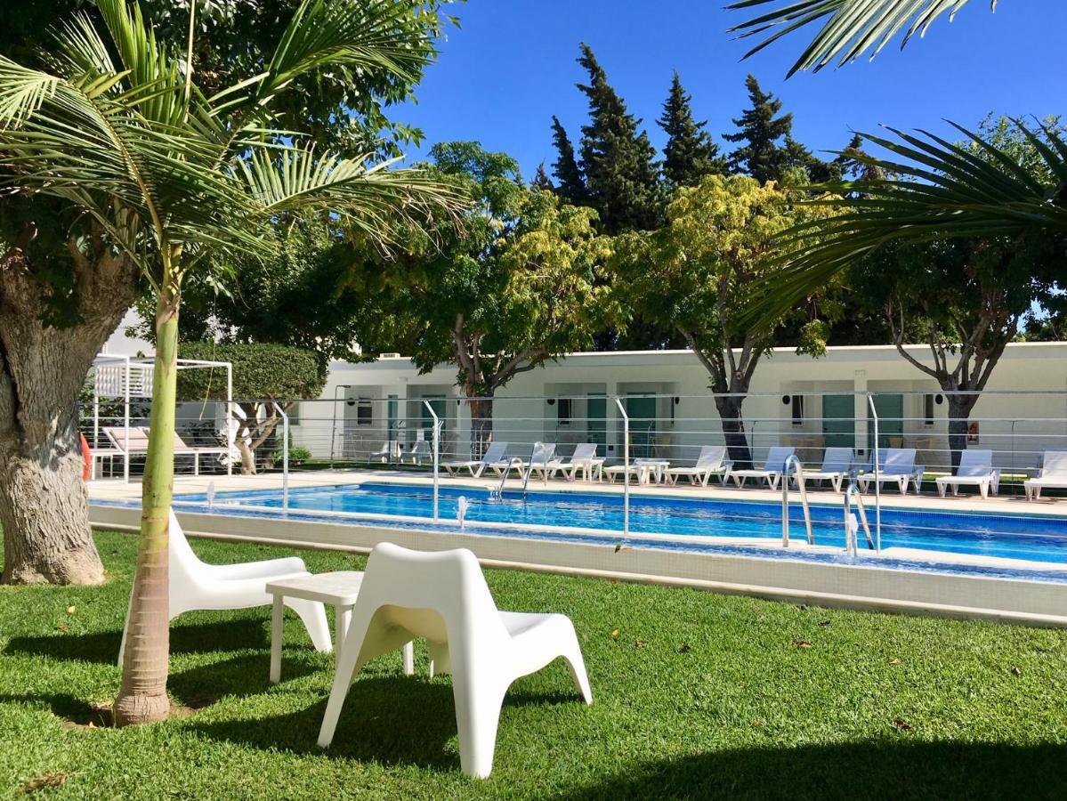 קוניל דה לה פרונטרה Hostal Las Cumbres מראה חיצוני תמונה