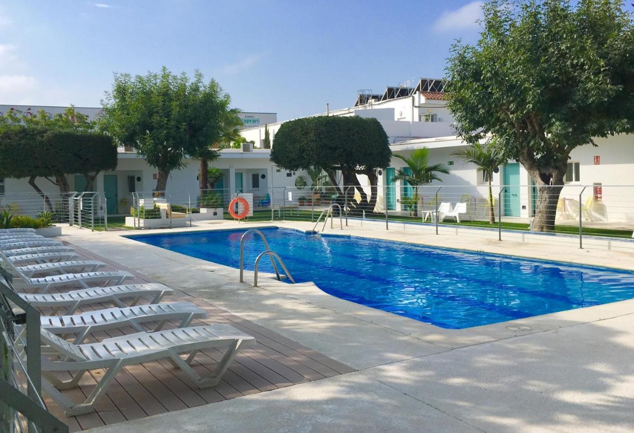 קוניל דה לה פרונטרה Hostal Las Cumbres מראה חיצוני תמונה